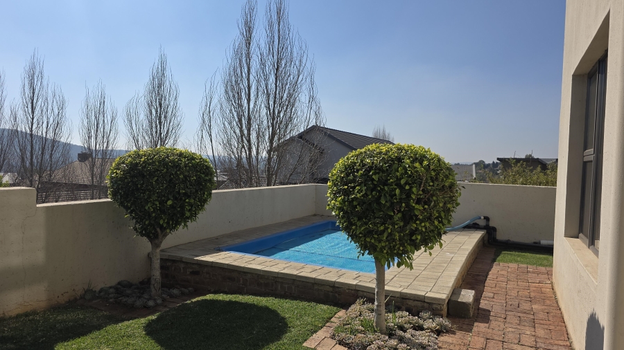 3 Bedroom Property for Sale in Eldo Ridge Estate Gauteng