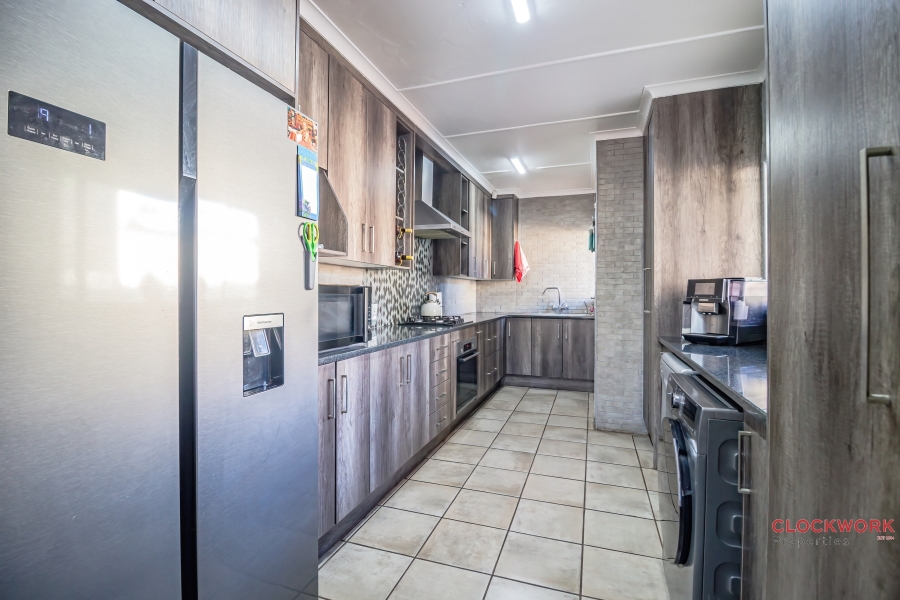 4 Bedroom Property for Sale in Marlands Gauteng