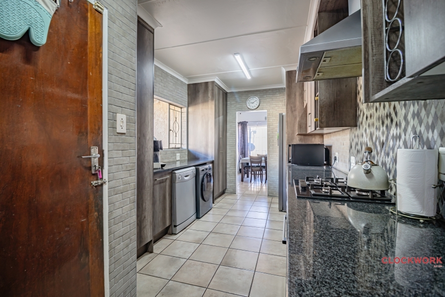 4 Bedroom Property for Sale in Marlands Gauteng