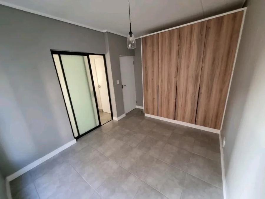 To Let 2 Bedroom Property for Rent in Waterfall Gauteng