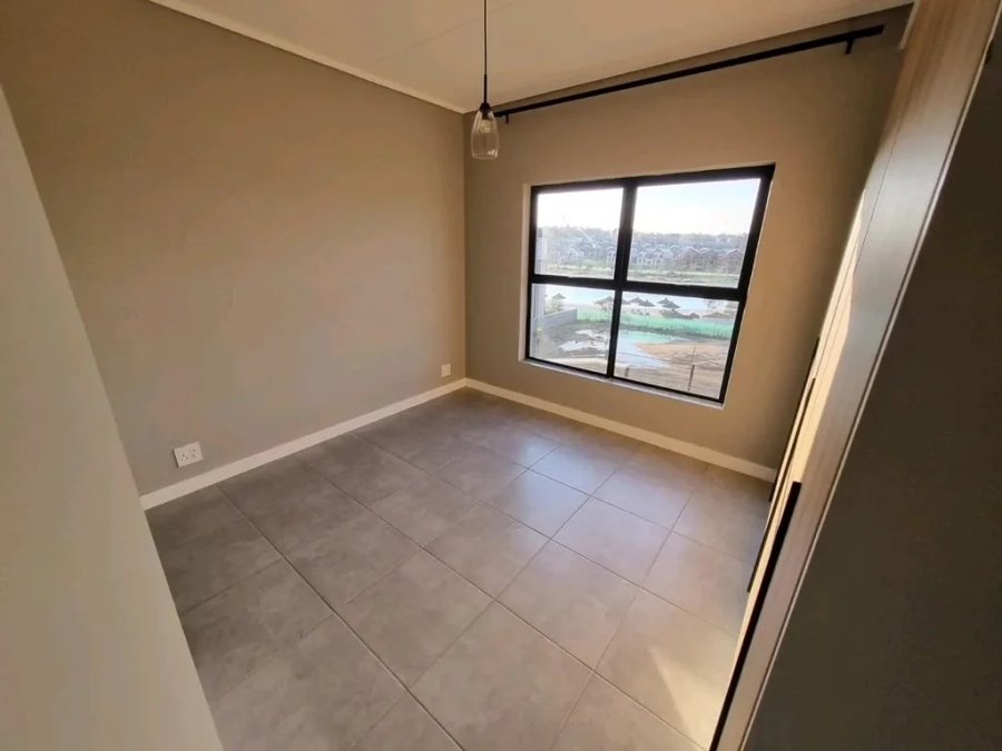 To Let 2 Bedroom Property for Rent in Waterfall Gauteng