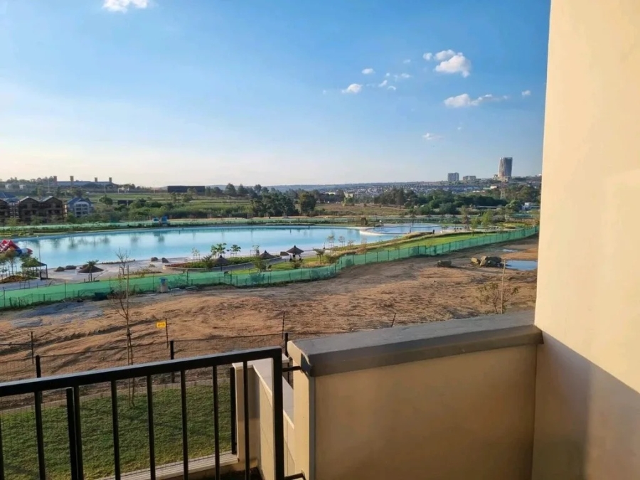 To Let 2 Bedroom Property for Rent in Waterfall Gauteng