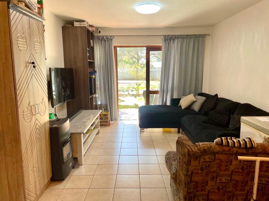2 Bedroom Property for Sale in Lakefield Gauteng
