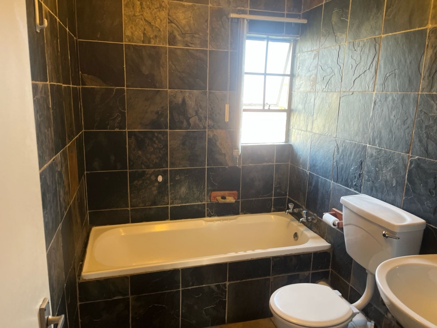 To Let 3 Bedroom Property for Rent in Meyersdal Gauteng