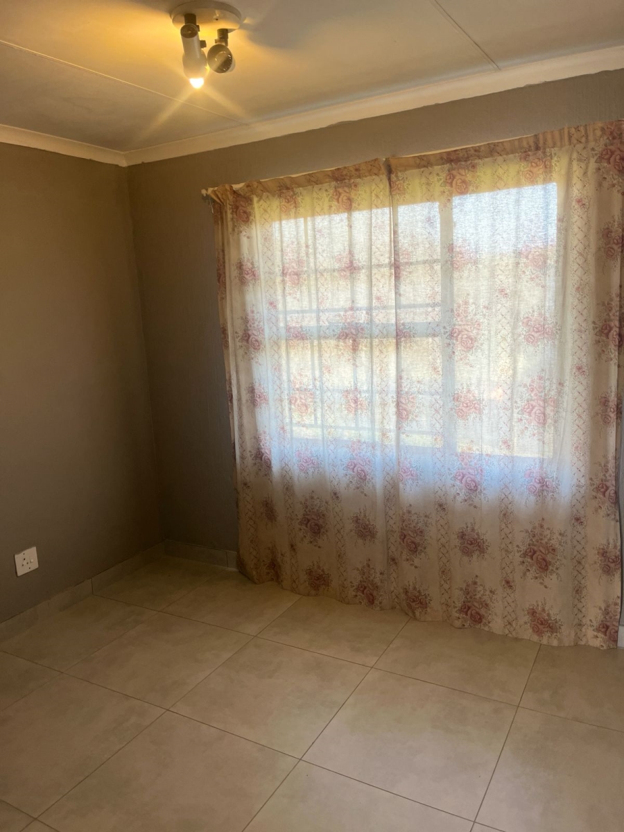 To Let 3 Bedroom Property for Rent in Meyersdal Gauteng