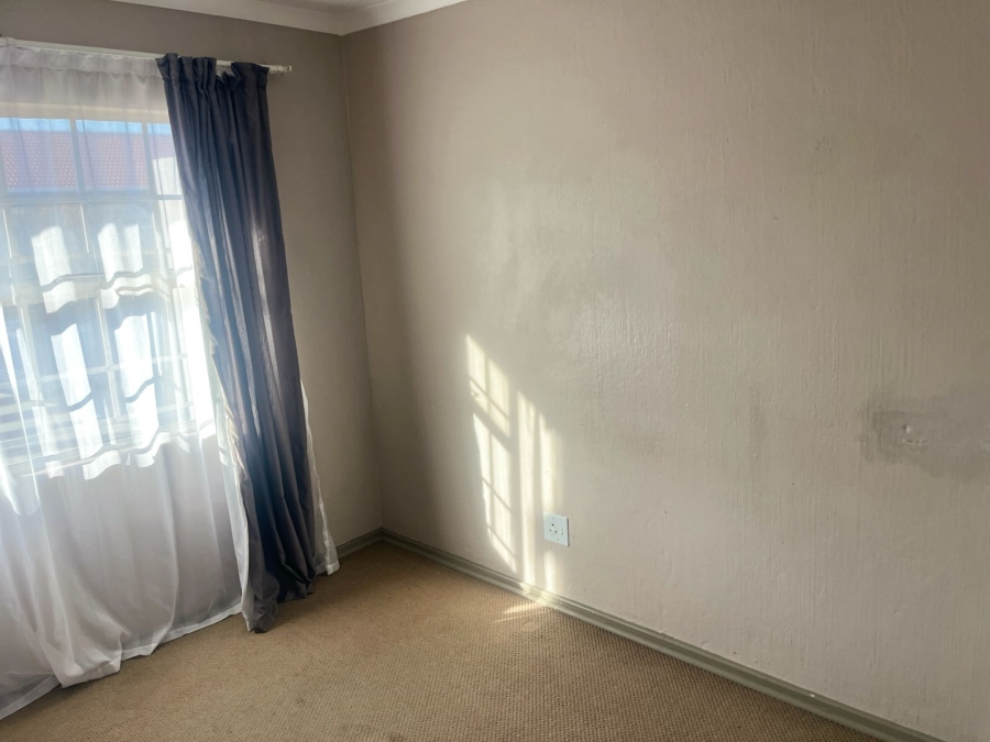 To Let 3 Bedroom Property for Rent in Meyersdal Gauteng
