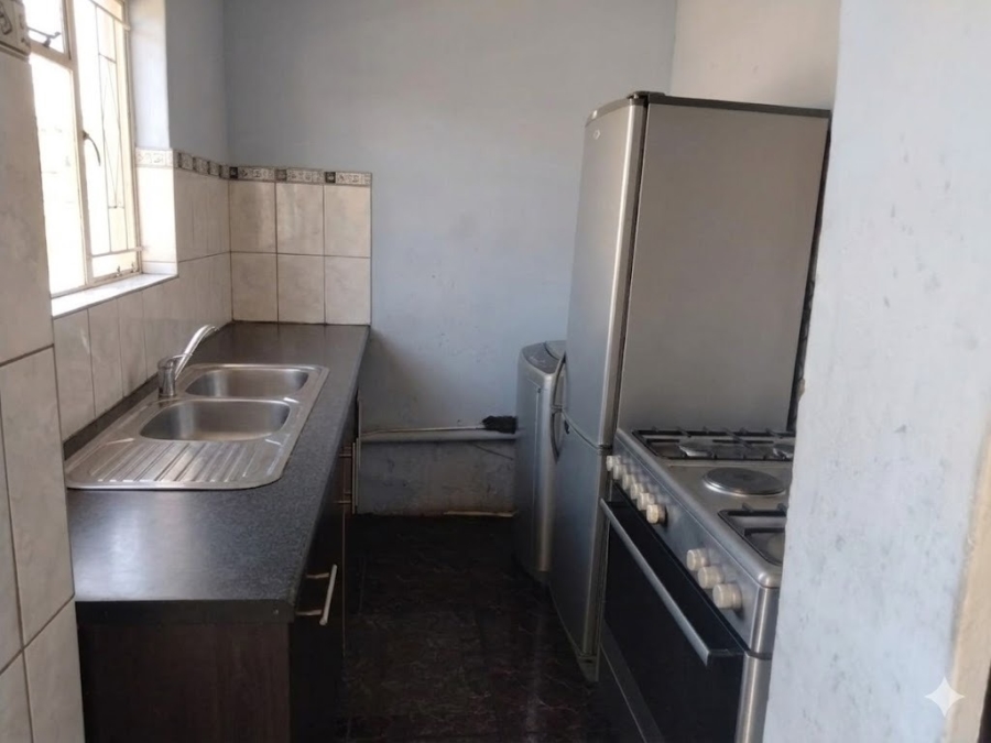 5 Bedroom Property for Sale in Strubenvale Gauteng