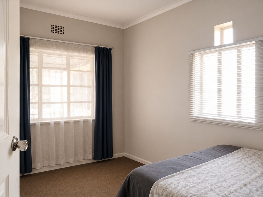 5 Bedroom Property for Sale in Strubenvale Gauteng