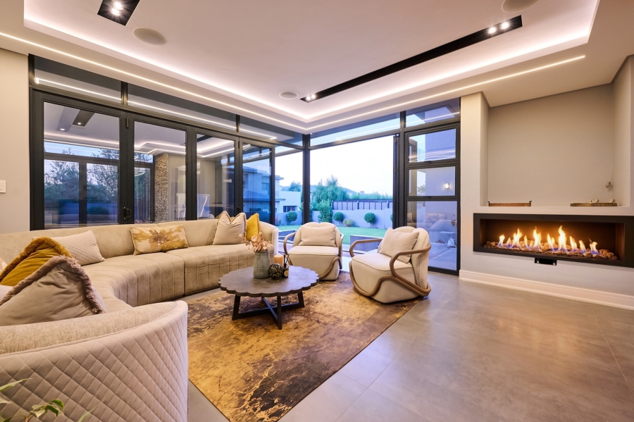 4 Bedroom Property for Sale in Waterfall Country Estate Gauteng