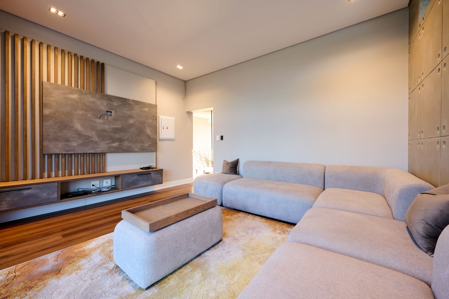 4 Bedroom Property for Sale in Waterfall Country Estate Gauteng