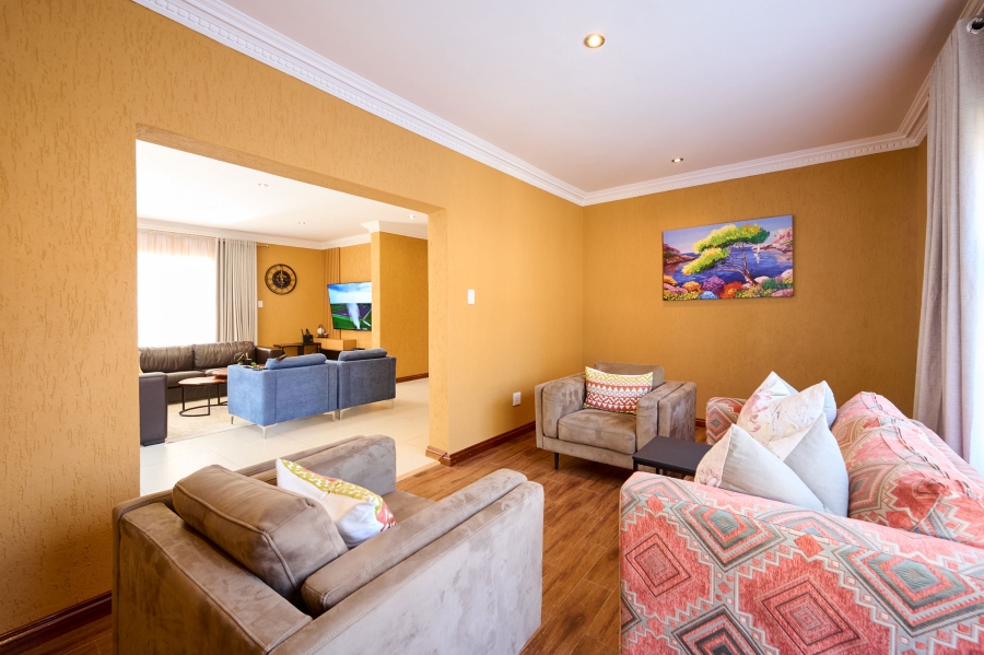 5 Bedroom Property for Sale in Carlswald North Estate Gauteng