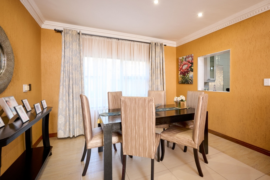 5 Bedroom Property for Sale in Carlswald North Estate Gauteng