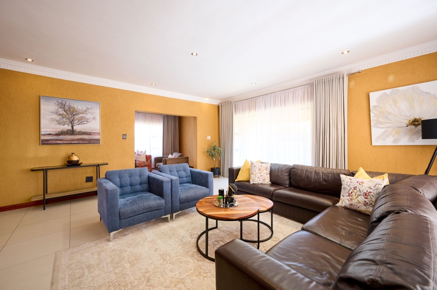 5 Bedroom Property for Sale in Carlswald North Estate Gauteng