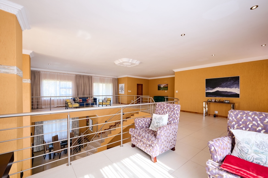5 Bedroom Property for Sale in Carlswald North Estate Gauteng