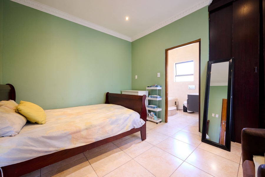 5 Bedroom Property for Sale in Carlswald North Estate Gauteng