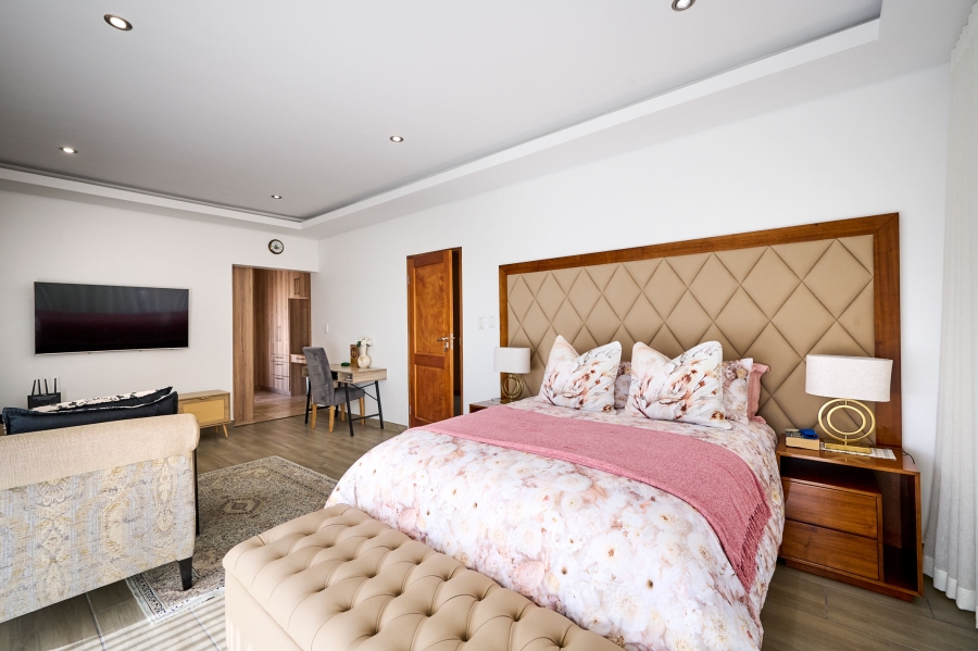 5 Bedroom Property for Sale in Carlswald North Estate Gauteng