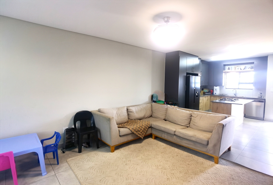 2 Bedroom Property for Sale in Die Hoewes Gauteng