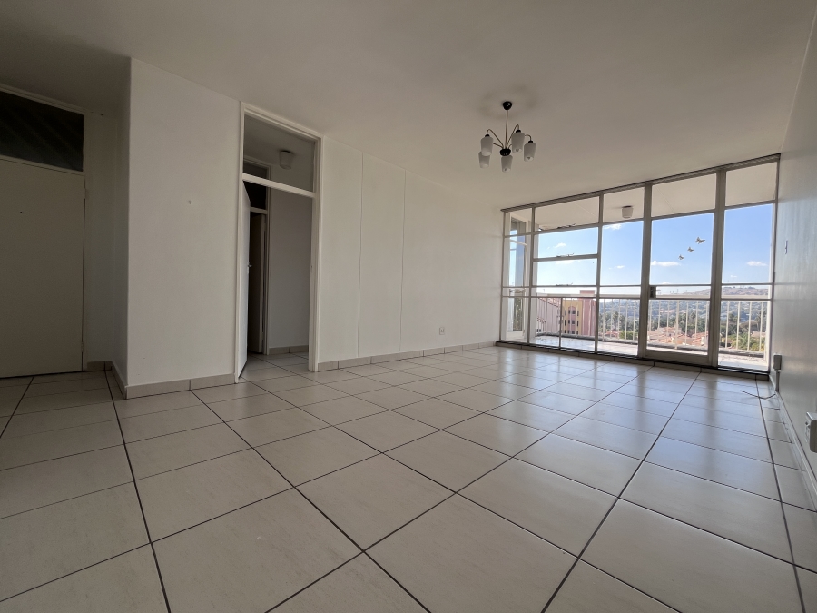 To Let 1 Bedroom Property for Rent in Bedford Gardens Gauteng