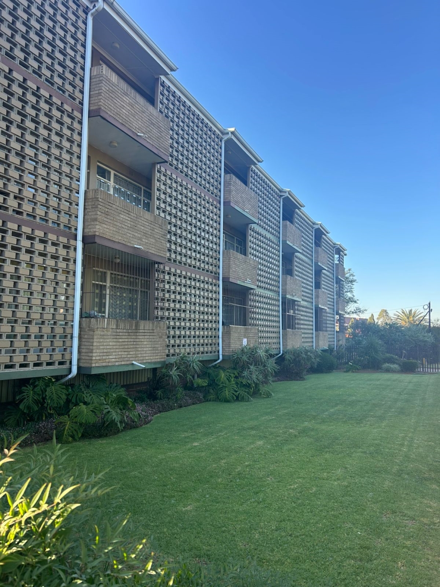 2 Bedroom Property for Sale in Edleen Gauteng
