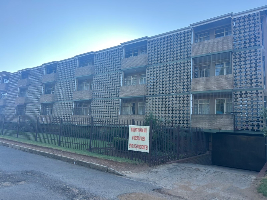 2 Bedroom Property for Sale in Edleen Gauteng