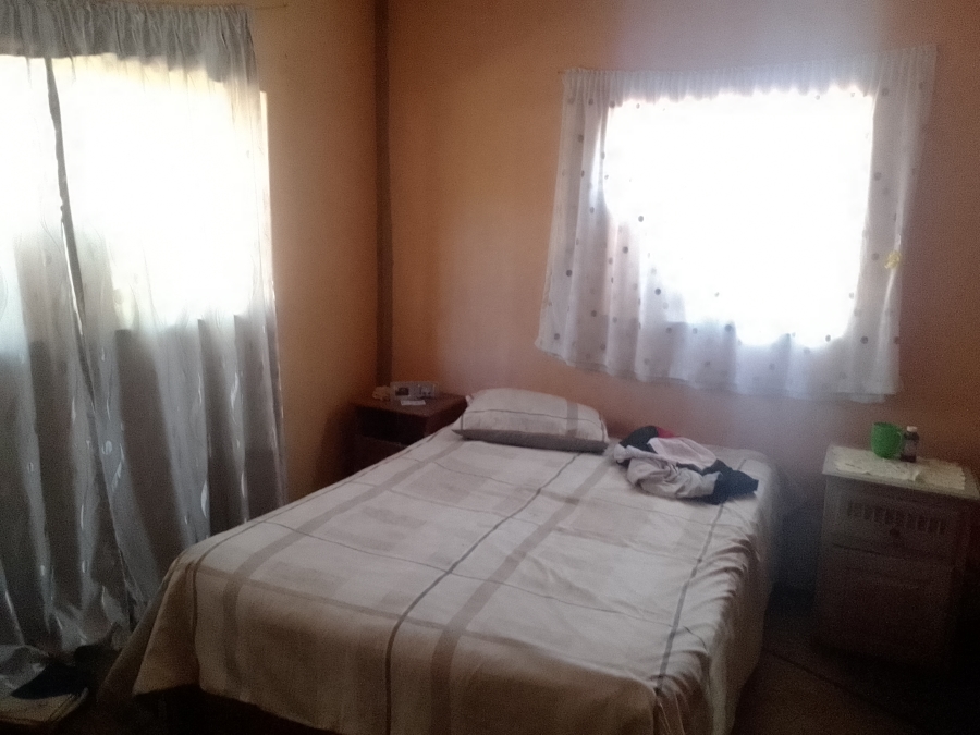 4 Bedroom Property for Sale in Theoville Gauteng