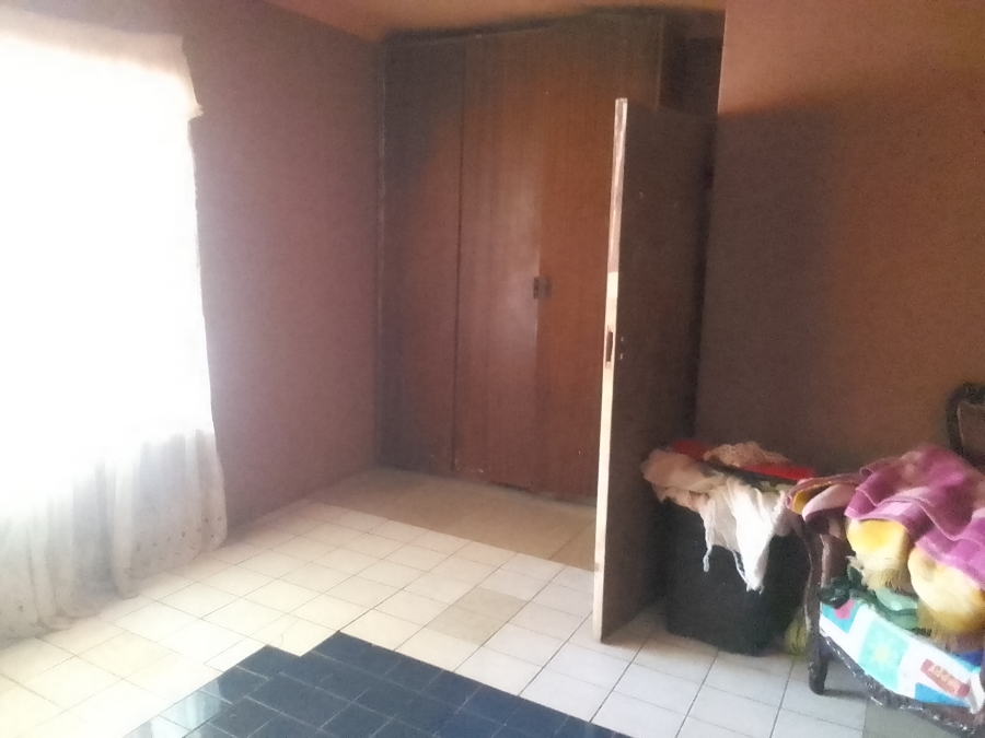 4 Bedroom Property for Sale in Theoville Gauteng