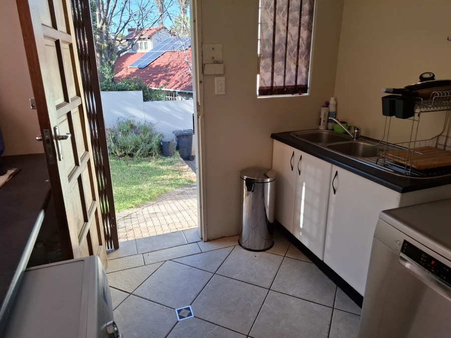 To Let 3 Bedroom Property for Rent in Faerie Glen Gauteng