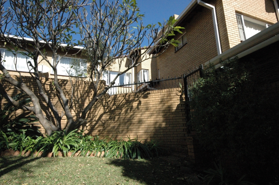 3 Bedroom Property for Sale in Faerie Glen Gauteng