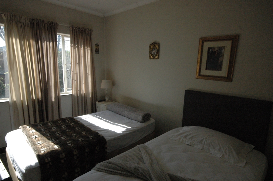 3 Bedroom Property for Sale in Faerie Glen Gauteng