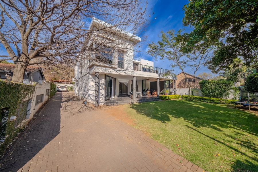 5 Bedroom Property for Sale in Lynnwood Glen Gauteng