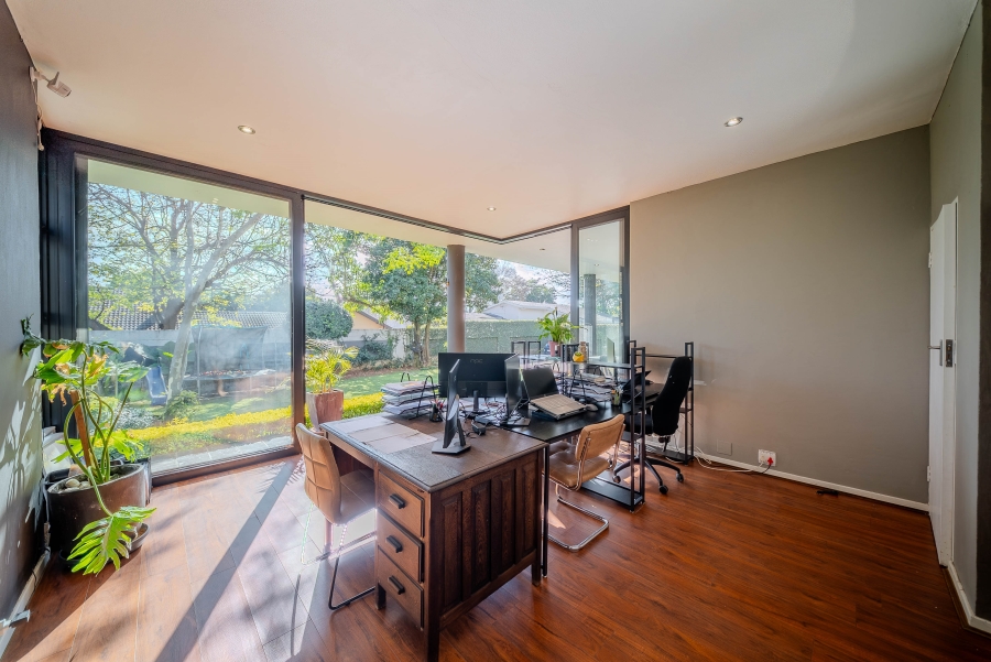 5 Bedroom Property for Sale in Lynnwood Glen Gauteng
