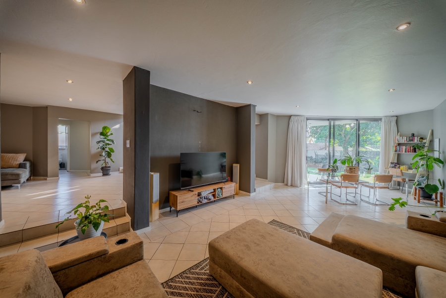 5 Bedroom Property for Sale in Lynnwood Glen Gauteng