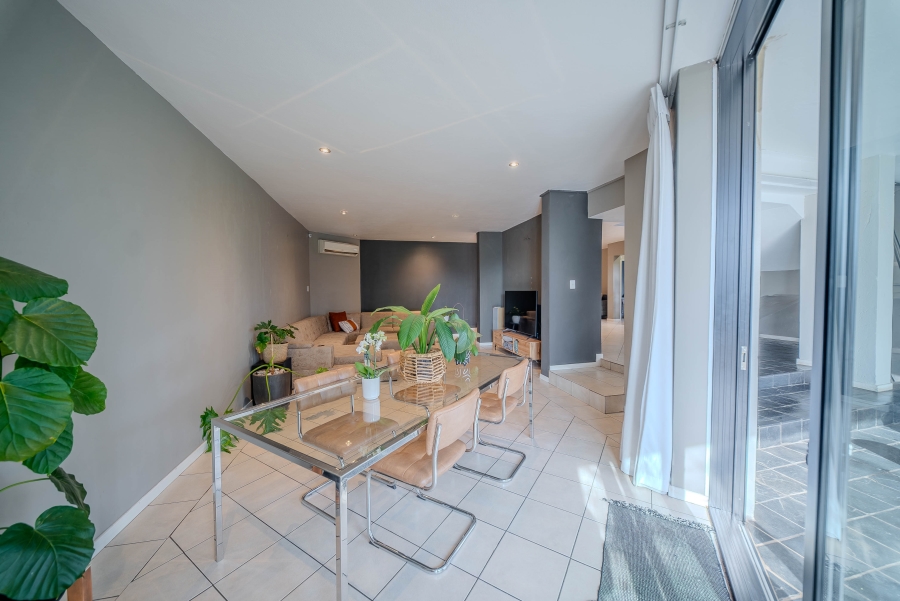 5 Bedroom Property for Sale in Lynnwood Glen Gauteng