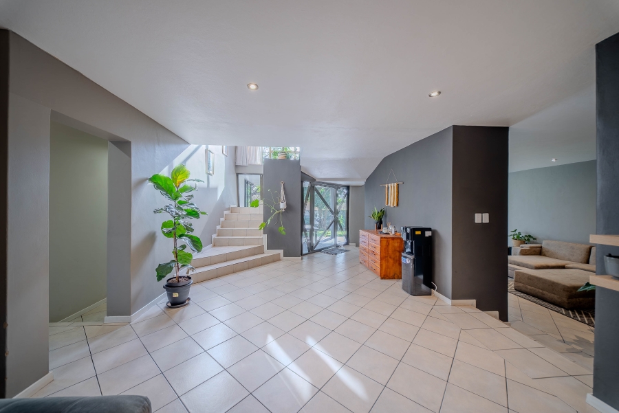 5 Bedroom Property for Sale in Lynnwood Glen Gauteng