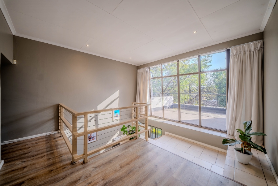 5 Bedroom Property for Sale in Lynnwood Glen Gauteng