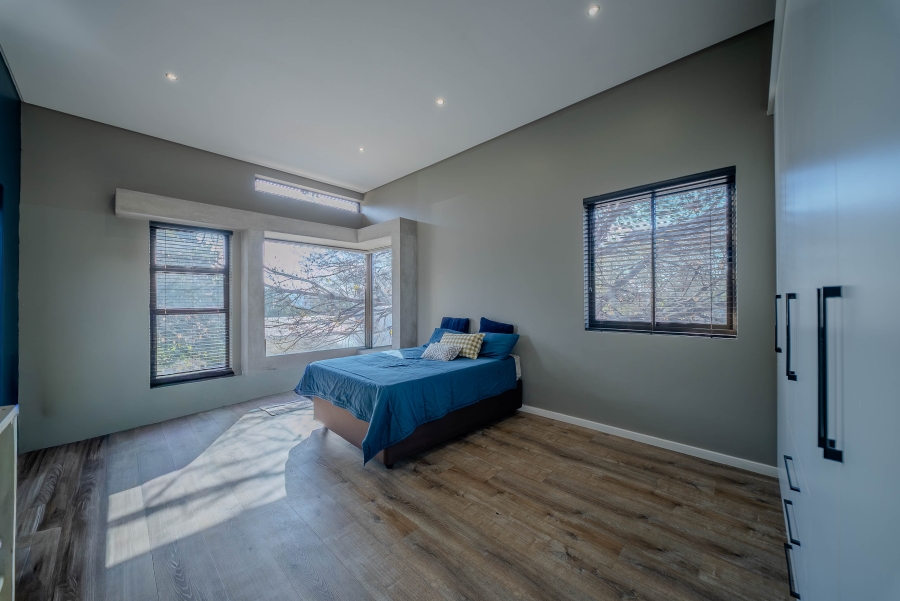 5 Bedroom Property for Sale in Lynnwood Glen Gauteng