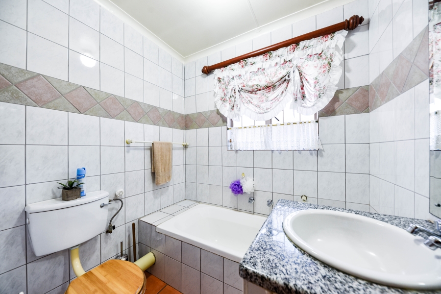 3 Bedroom Property for Sale in Moreleta Park Gauteng