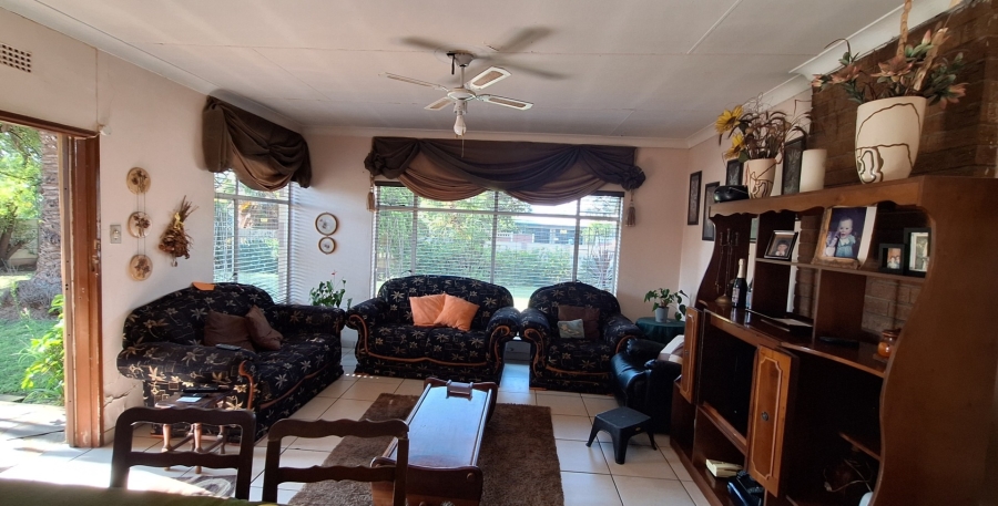 3 Bedroom Property for Sale in Sonland Park Gauteng