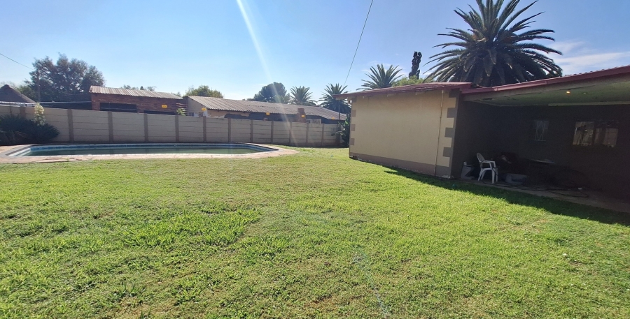 3 Bedroom Property for Sale in Sonland Park Gauteng