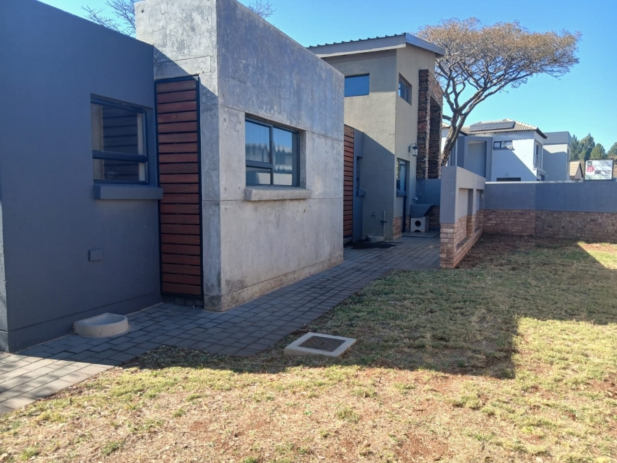 3 Bedroom Property for Sale in Roodepark Eco Estate Gauteng