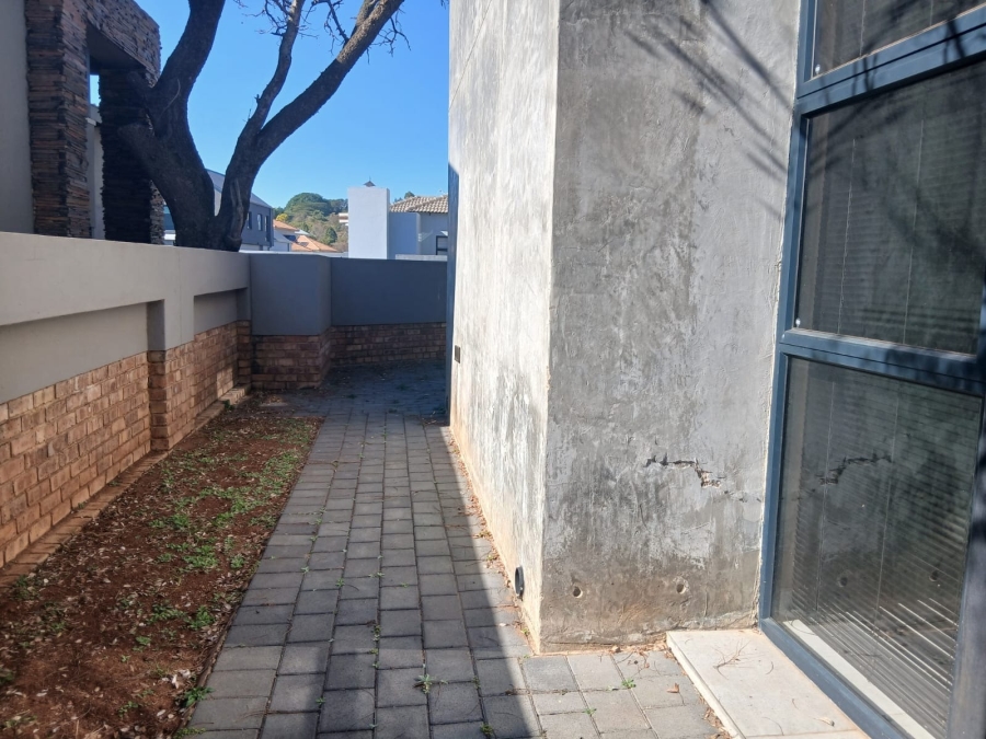 3 Bedroom Property for Sale in Roodepark Eco Estate Gauteng