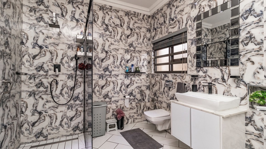 3 Bedroom Property for Sale in Mackenzie Park Gauteng