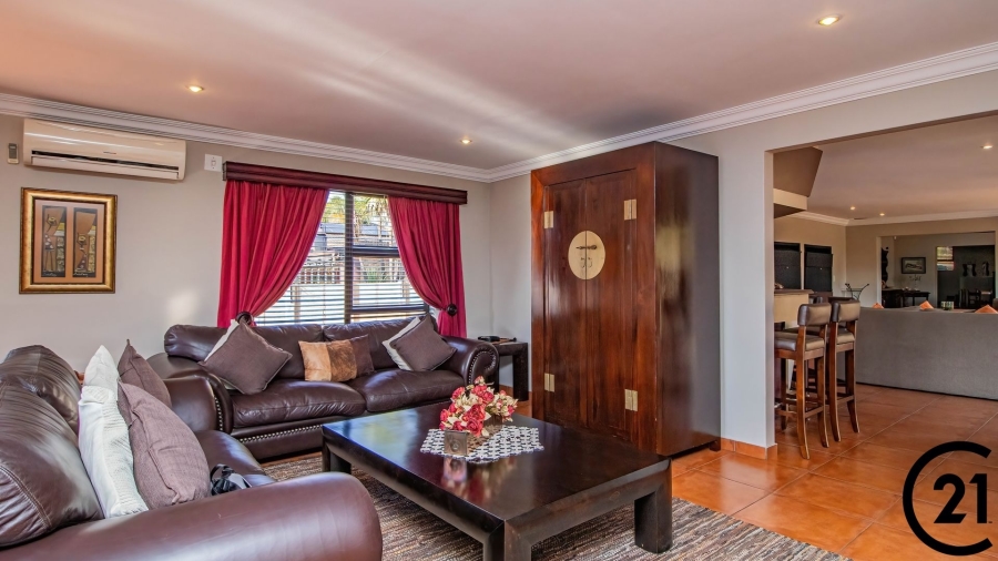 6 Bedroom Property for Sale in Rynfield Gauteng