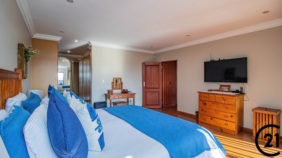 6 Bedroom Property for Sale in Rynfield Gauteng