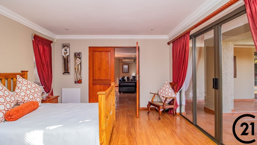 6 Bedroom Property for Sale in Rynfield Gauteng