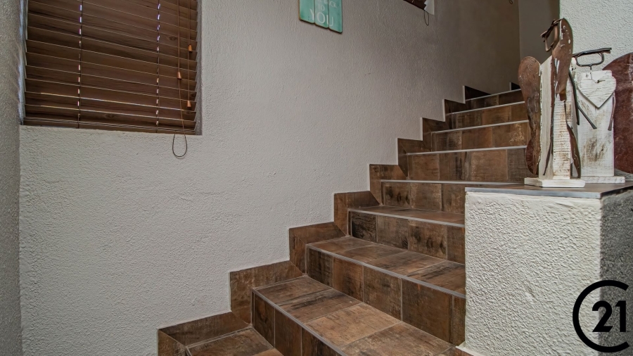 6 Bedroom Property for Sale in Rynfield Gauteng