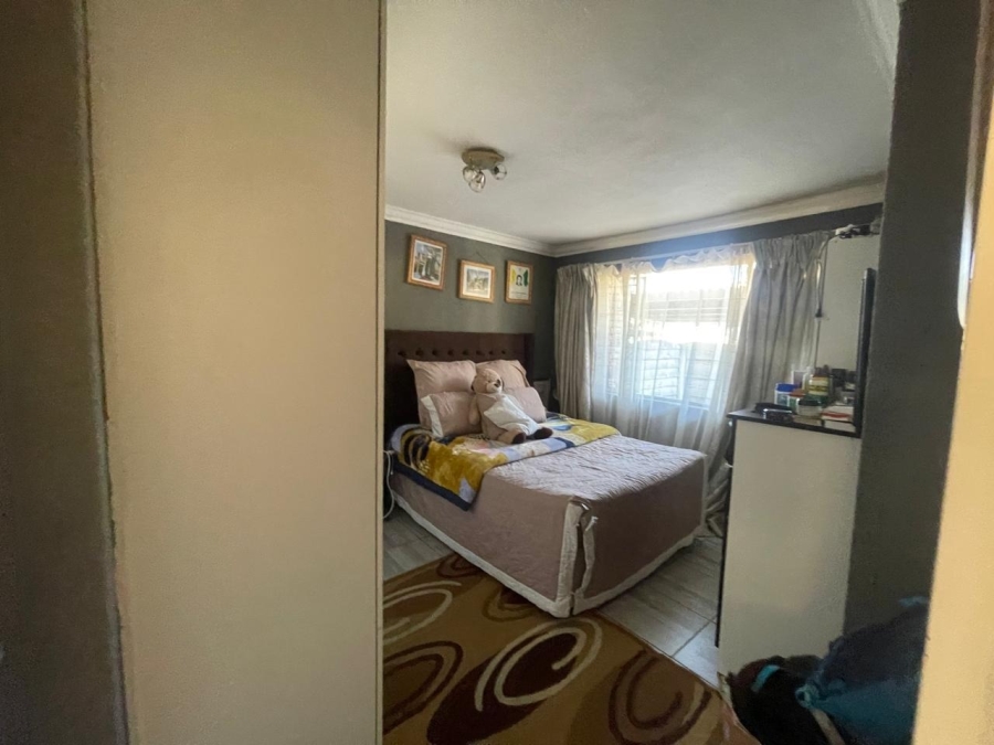 2 Bedroom Property for Sale in Birch Acres Gauteng
