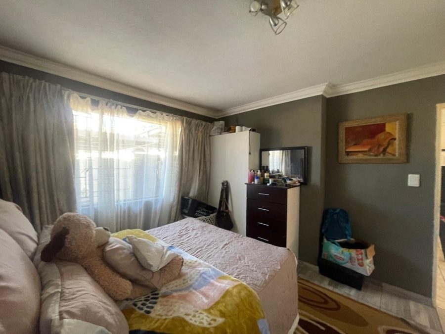2 Bedroom Property for Sale in Birch Acres Gauteng