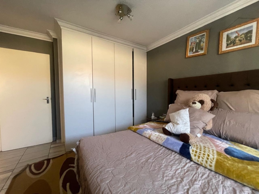 2 Bedroom Property for Sale in Birch Acres Gauteng