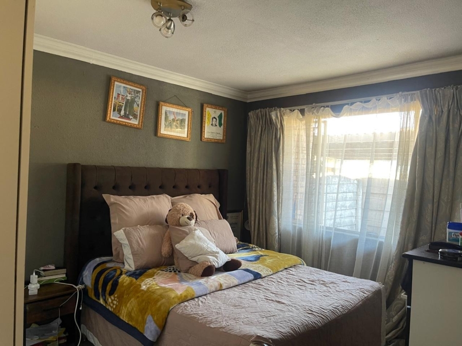 2 Bedroom Property for Sale in Birch Acres Gauteng